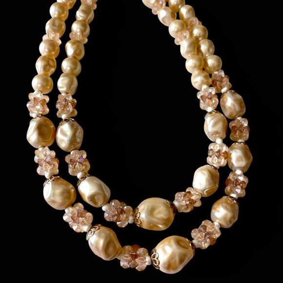 Vintage Faux Baroque Pearl Necklace - Picture 5 of 5